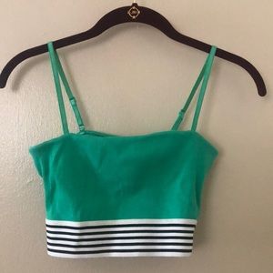 💕 2 for 10 💕NWOT FOREVER 21 GREEN CROP TOP